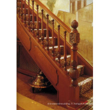 pilier d&#39;escalier en bois massif antique